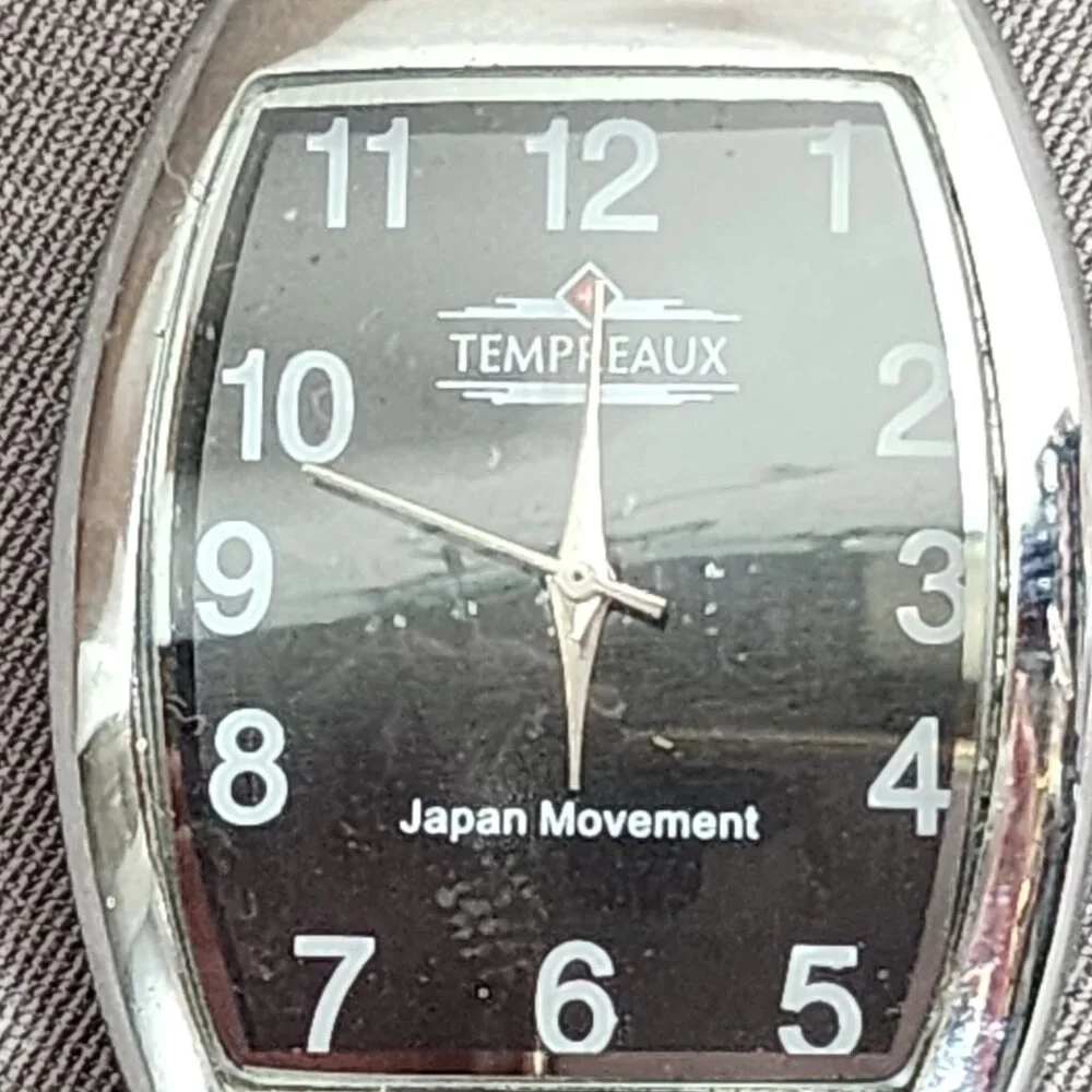 Tempreaux Black White Face w/Silver Accent Japan Mvmt Stainless Steel Back Watch